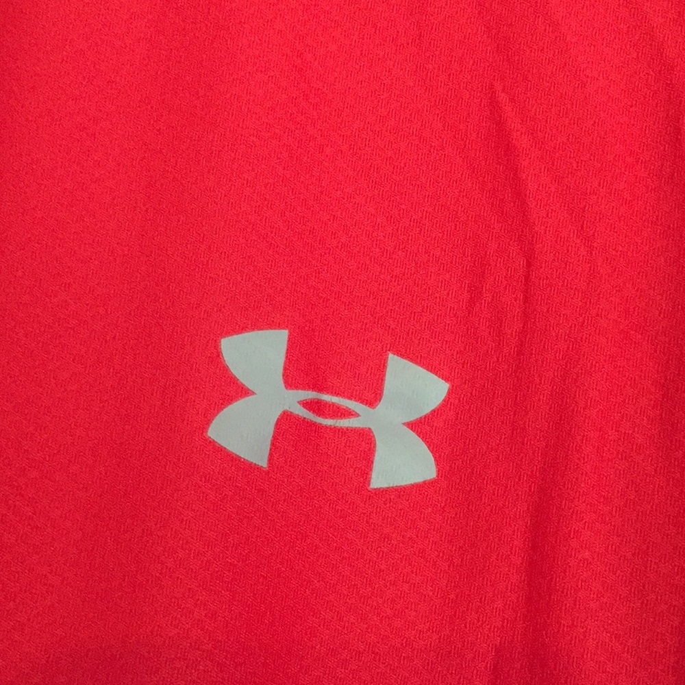 Men’s large Under Armor long sleeve red shirt - Picture 2 of 3
